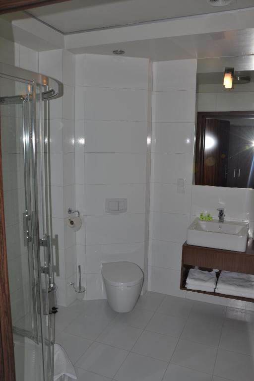Hotel Pod Debem Tarnów Quarto foto